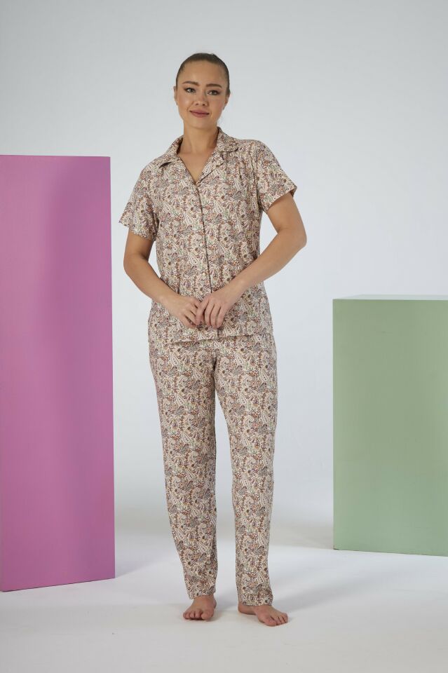 Kadın Yazlık Desenli Önden Düğmeli Kısa Kollu Marla Pijama Takımı - Pembe