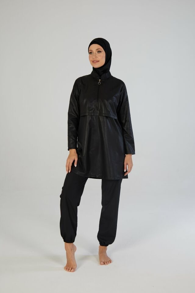 Estiva Tam Kapalı Pantolonlu Taş Baskılı Yarım Fermuarlı Tesettür Mayo Siyah
