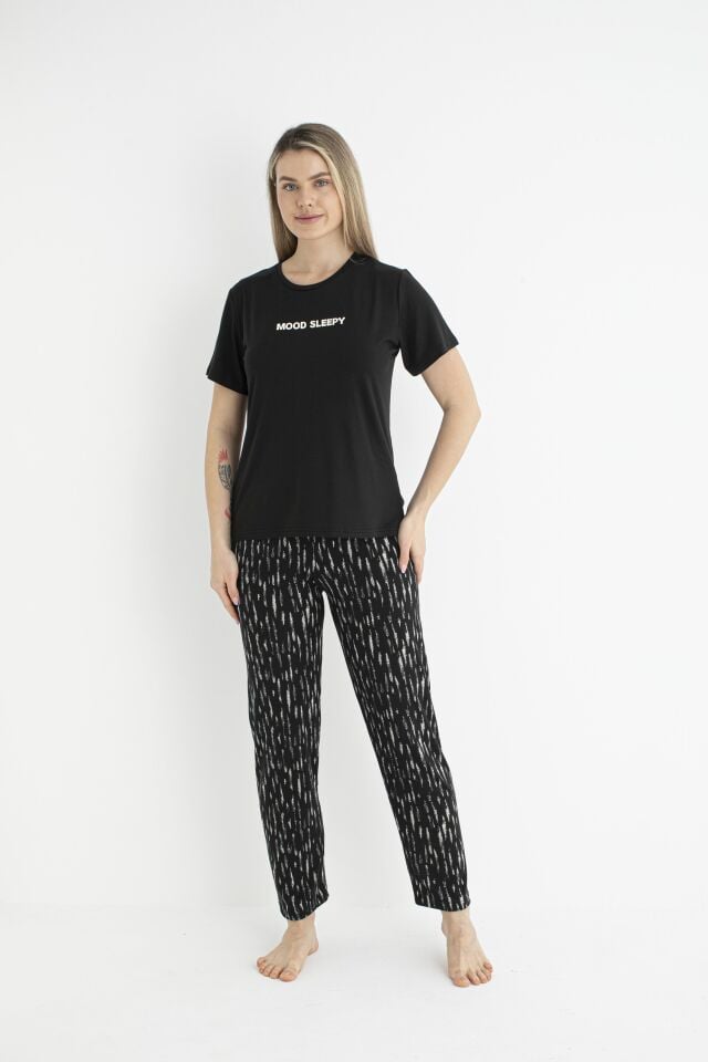 Kadın Yazlık Mood Sleepy Yazılı Kısa Kollu Soft Pijama Takımı - Siyah