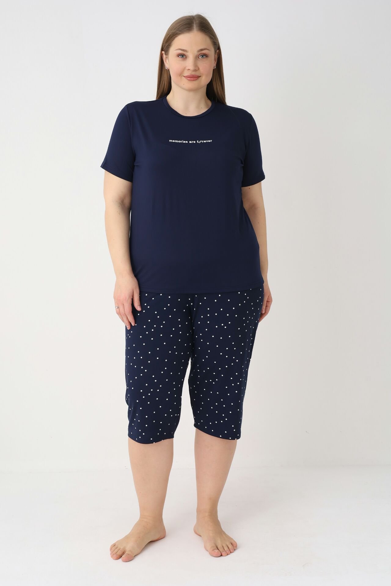 Estiva Kadın Puantiye Alt Desenli Lacivert Kısa Kollu Kaprili Soft Battal Pijama Takımı