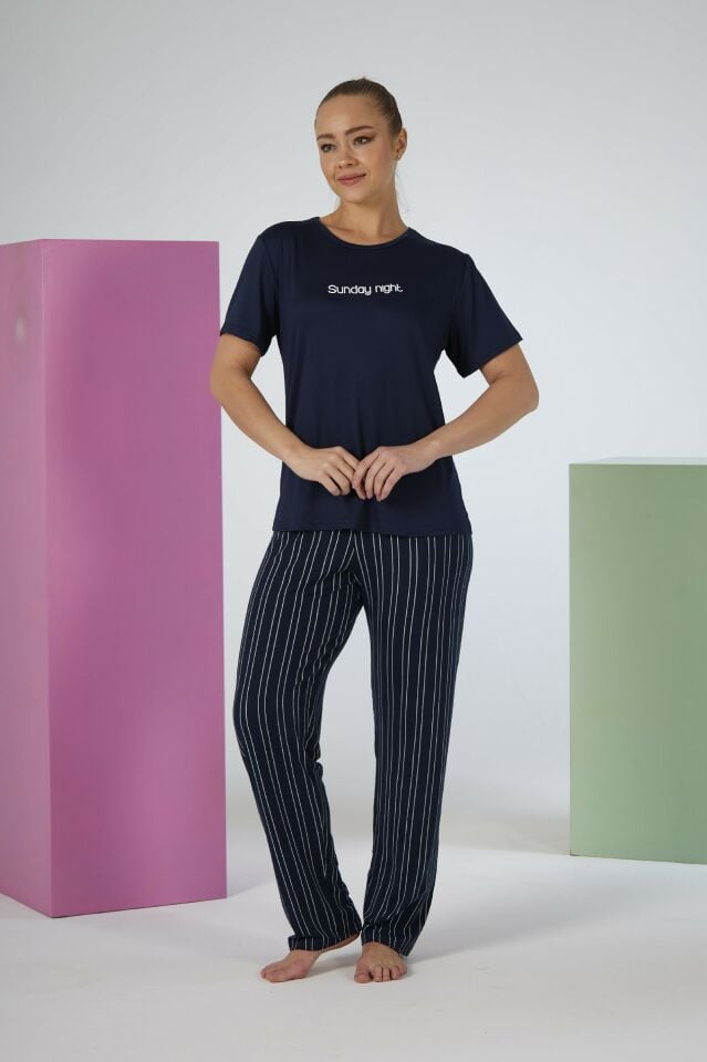 Kadın Yazlık Sunday Night Yazılı Kısa Kollu Soft Pijama Takımı - Lacivert