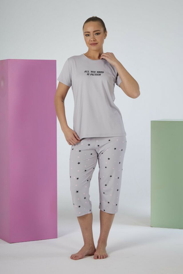 Estiva Kadın Yıldız Alt Desenli Gri Kısa Kollu Kaprili Soft Pijama Takımı