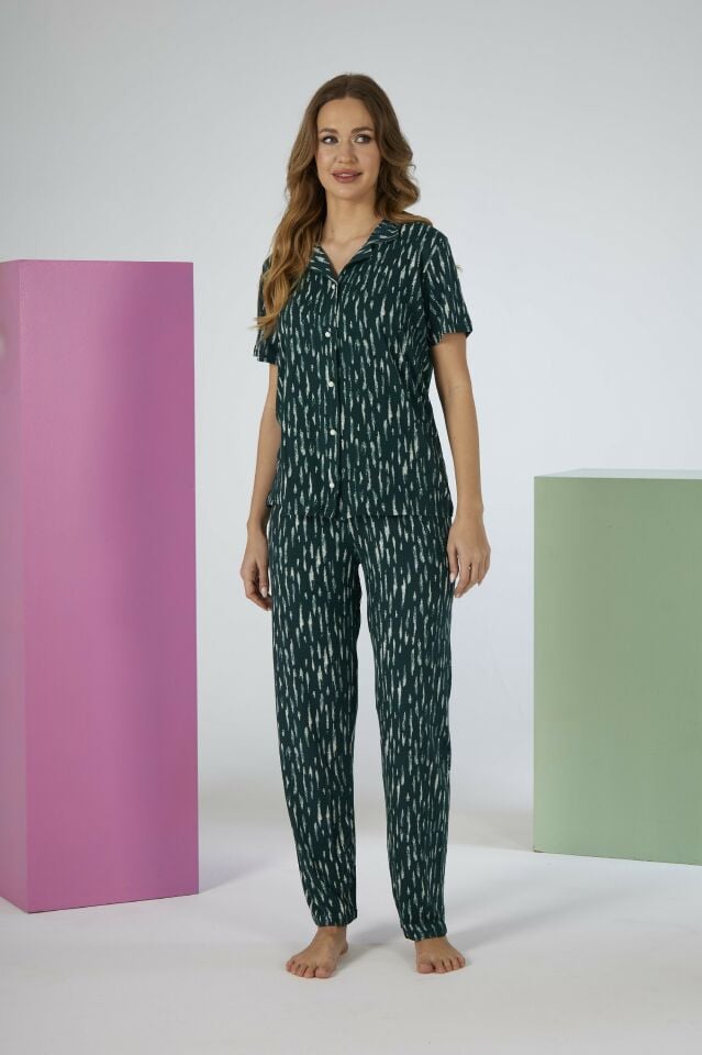 Kadın Yazlık Desenli Önden Düğmeli Kısa Kollu Soft Pijama Takımı - Yeşil