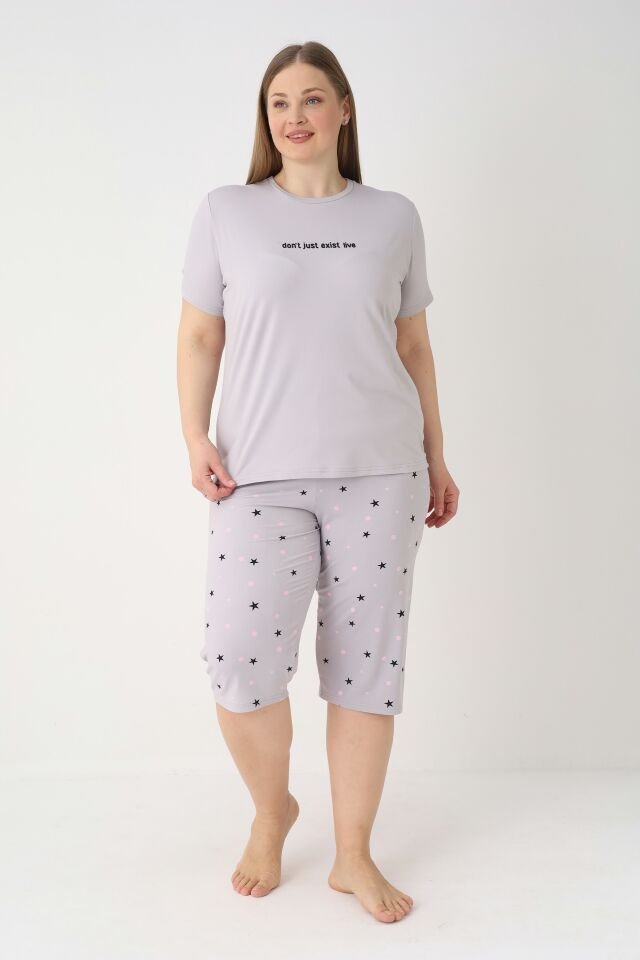 Estiva Kadın Yıldız Alt Desenli Gri Kısa Kollu Kaprili Soft Battal Pijama Takımı