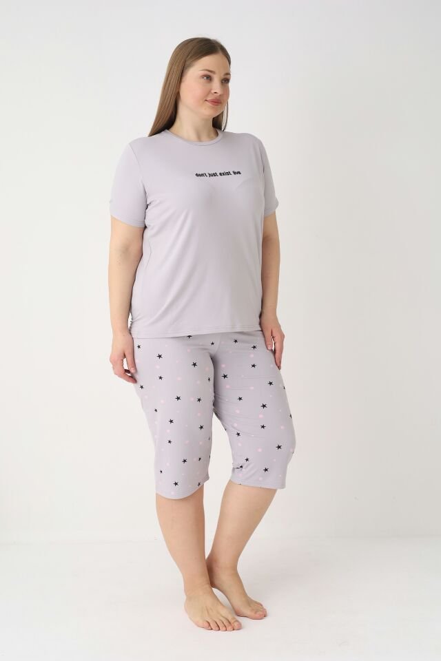 Estiva Kadın Yıldız Alt Desenli Gri Kısa Kollu Kaprili Soft Battal Pijama Takımı