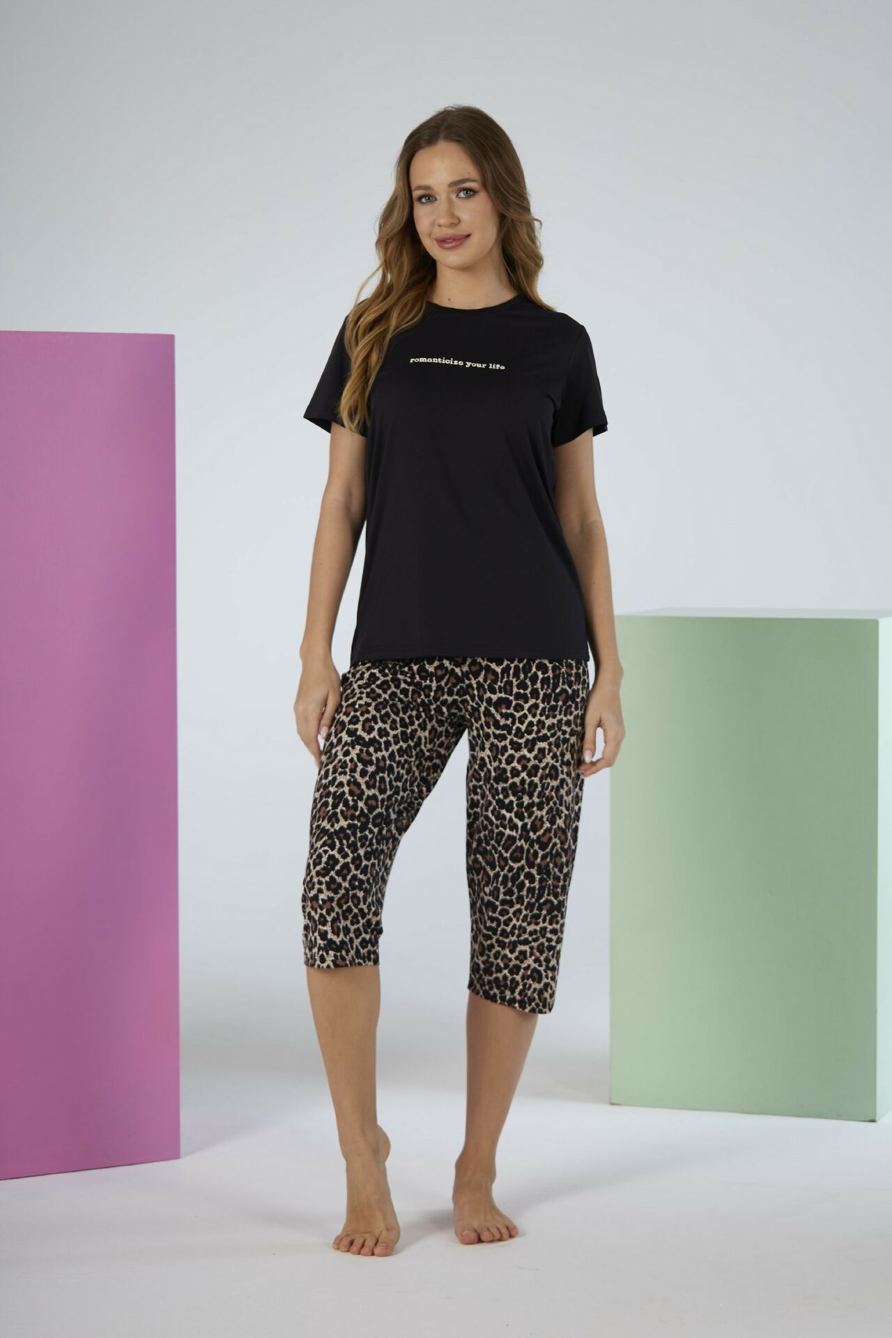 Estiva Kadın Kaplan Alt Desenli Siyah Kısa Kollu Kaprili Soft Pijama Takımı