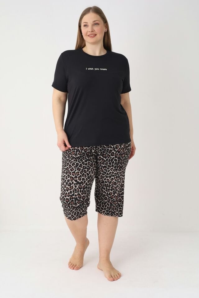 Estiva Kadın Kaplan Alt Desenli Siyah Kısa Kollu Kaprili Soft Battal Pijama Takımı