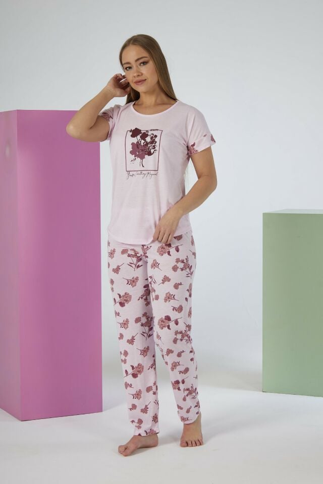 Kadın Yazlık Çiçek Desenli Kısa Kollu Viskon Pijama Takımı - Pembe