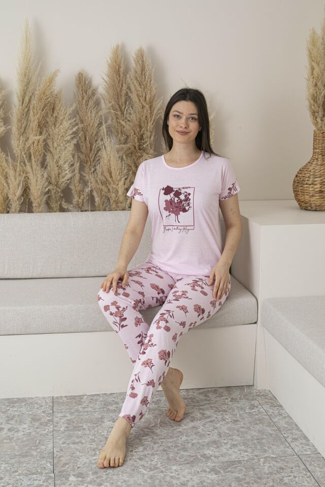 Kadın Yazlık Çiçek Desenli Kısa Kollu Viskon Pijama Takımı - Pembe