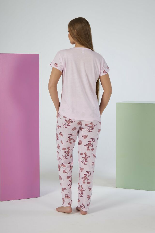 Kadın Yazlık Çiçek Desenli Kısa Kollu Viskon Pijama Takımı - Pembe