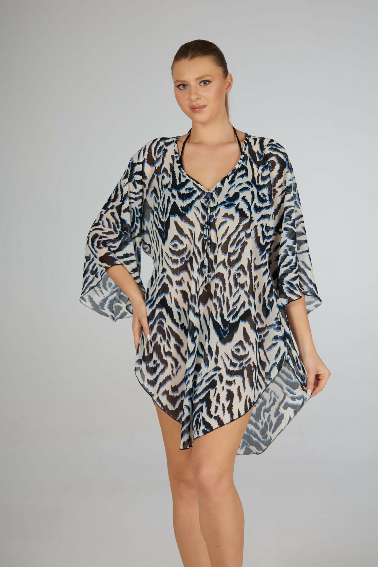 Estiva Kaplan Desenli Yarasa Kesimli Şifon Pareo