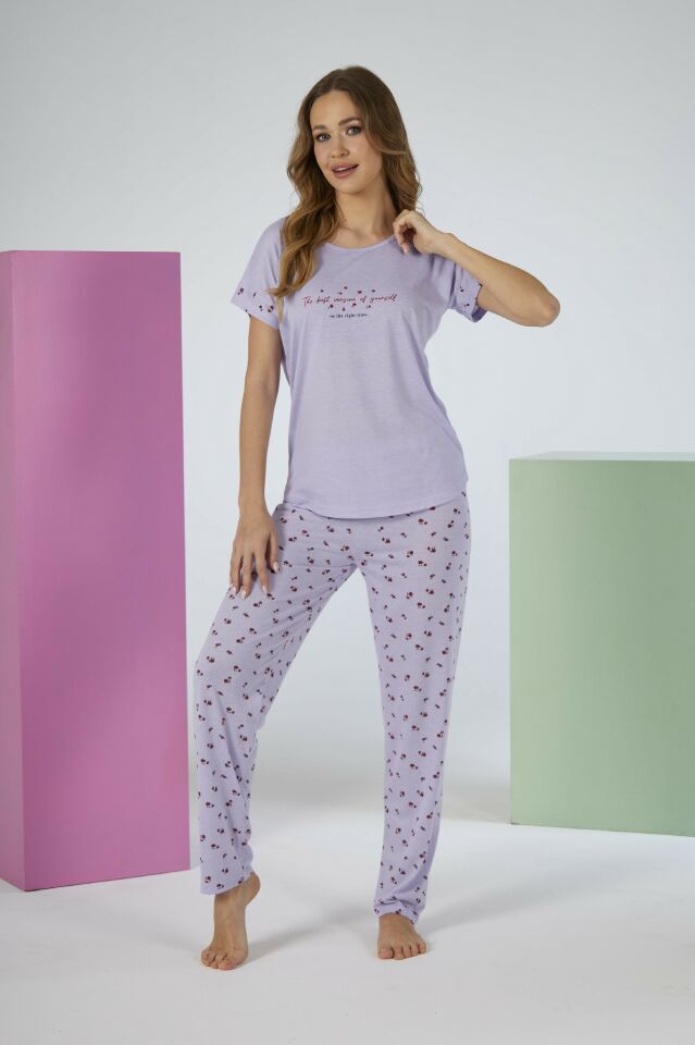 Kadın Yazlık Desenli Kısa Kollu Viskon Pijama Takımı XL - Lila