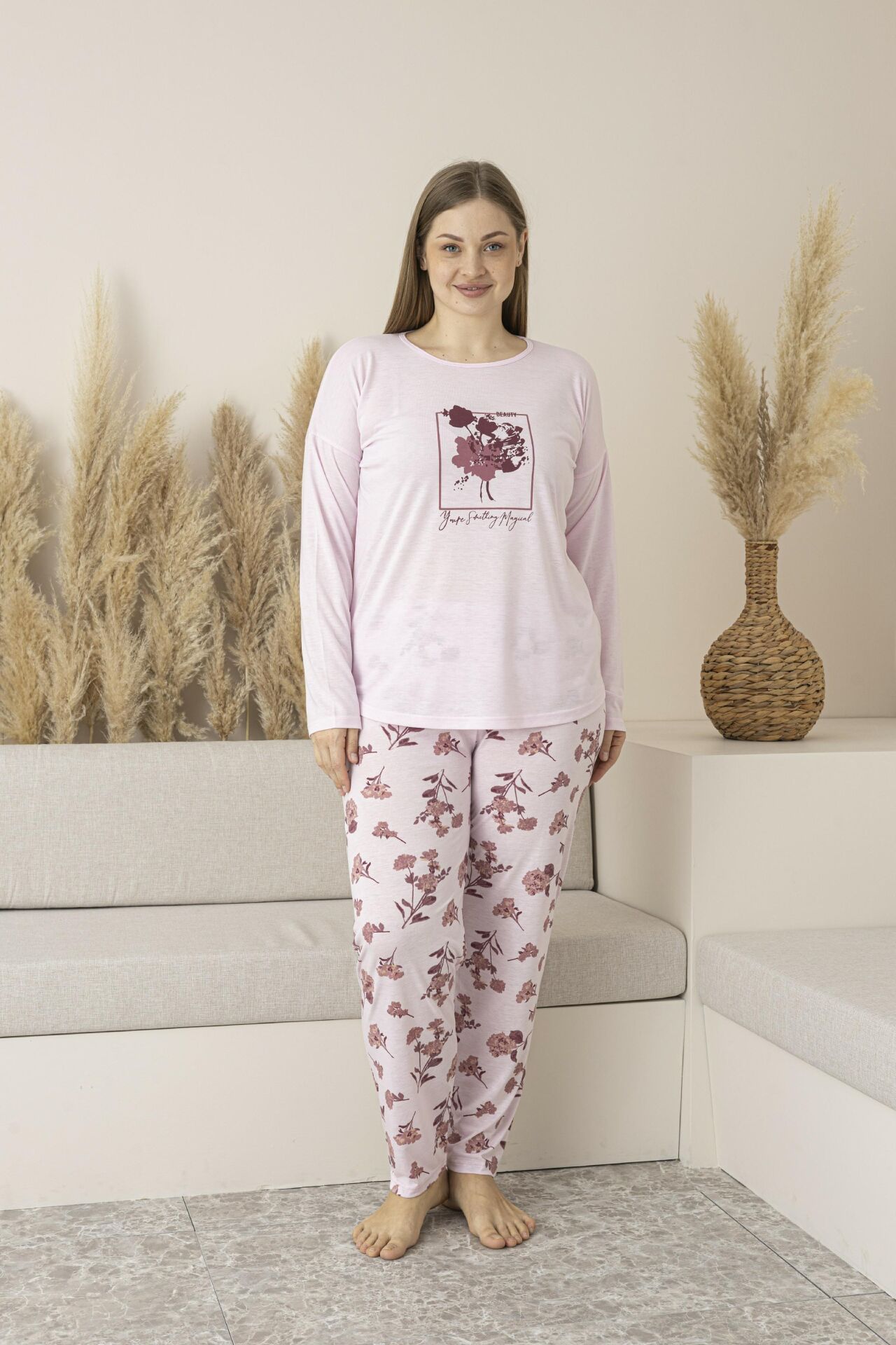 Kadın Yazlık Çiçek Desenli Uzun Kollu Viskon Battal Pijama Takımı - Pembe