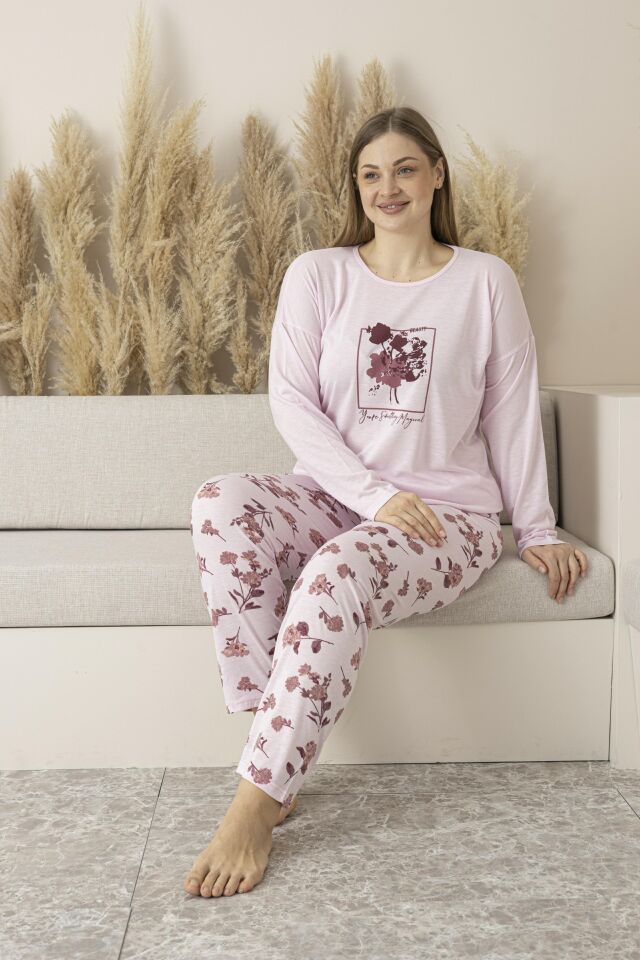 Kadın Yazlık Çiçek Desenli Uzun Kollu Viskon Battal Pijama Takımı - Pembe