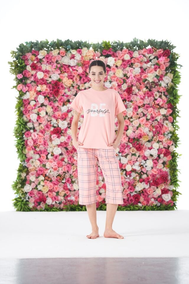 Kadın Yazlık Kareli Kısa Kollu Kaprili Penye Lycra Pijama Takımı - Pembe