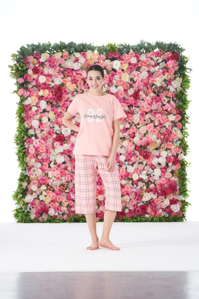 Kadın Yazlık Kareli Kısa Kollu Kaprili Penye Lycra Pijama Takımı - Pembe