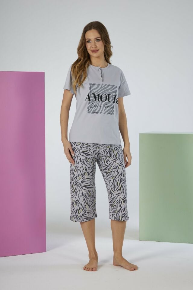 Kadın Yazlık Desenli Kısa Kollu Kaprili Penye Lycra Pijama Takımı - Gri