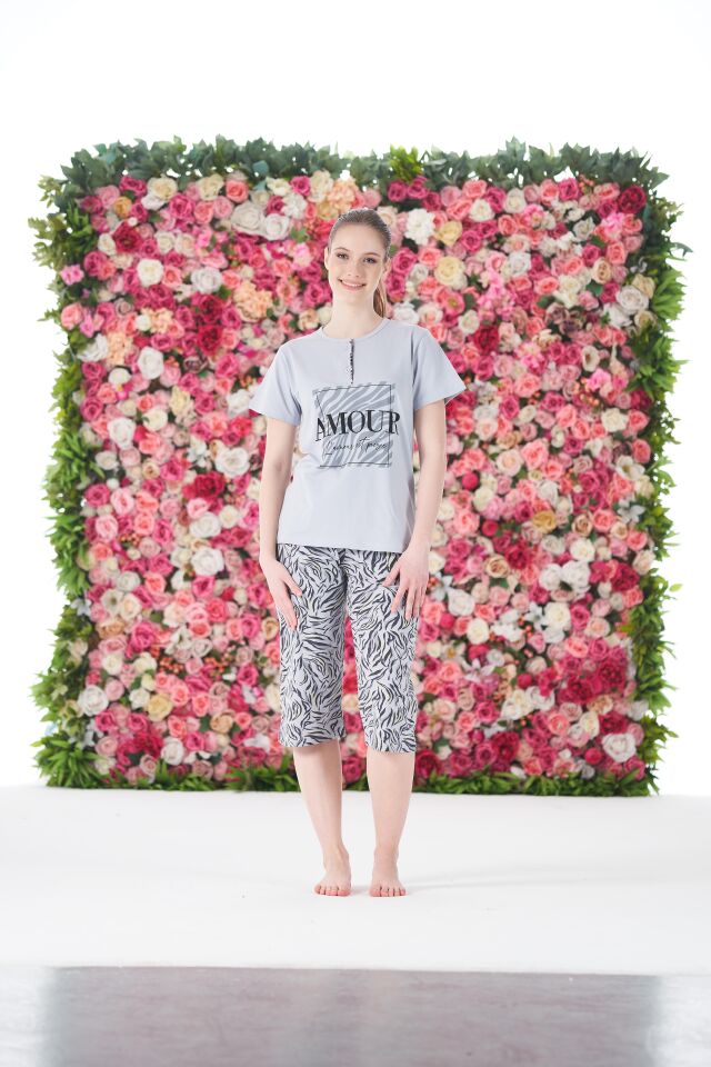 Kadın Yazlık Desenli Kısa Kollu Kaprili Penye Lycra Pijama Takımı - Gri