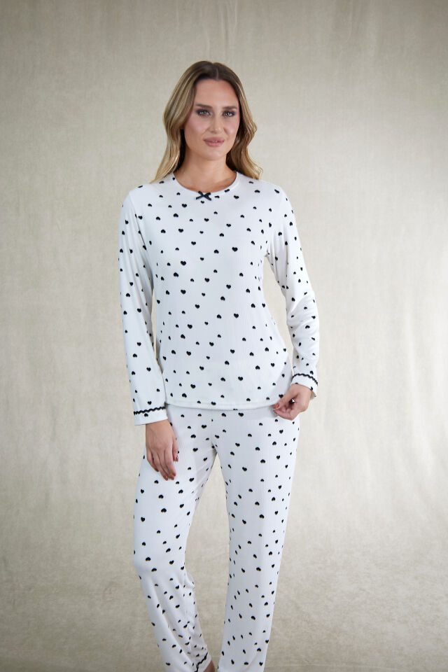 Estiva Kadın Kalp Desenli Siyah Beyaz Kaşkorse Pijama Takımı