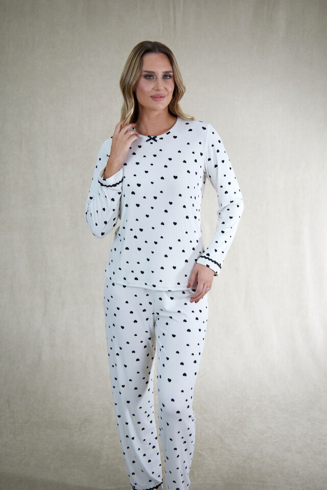 Estiva Kadın Kalp Desenli Siyah Beyaz Kaşkorse Pijama Takımı