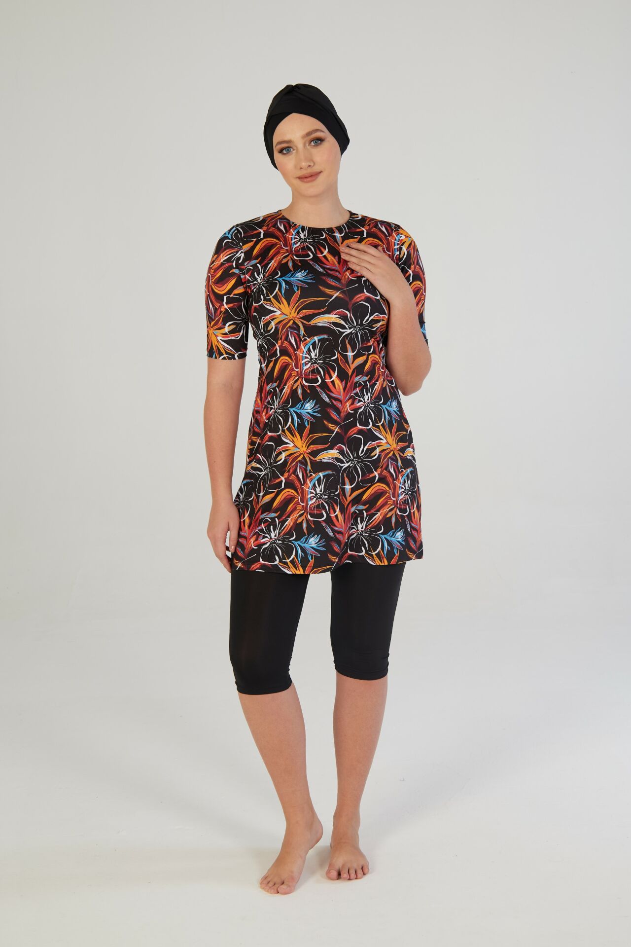 Estiva Garden Desenli Kısa Kollu Taytlı Tesettür Mayo