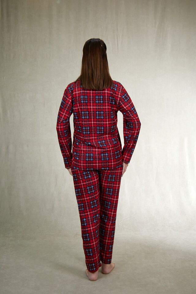 Estiva Kadın Kareli Kırmızı Önden Düğmeli Süet Pijama Takımı