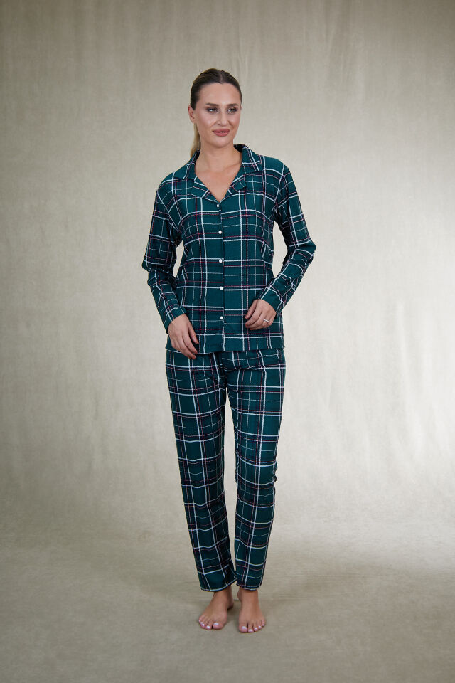 Estiva Kadın Kareli Yeşil Önden Düğmeli Süet Pijama Takımı