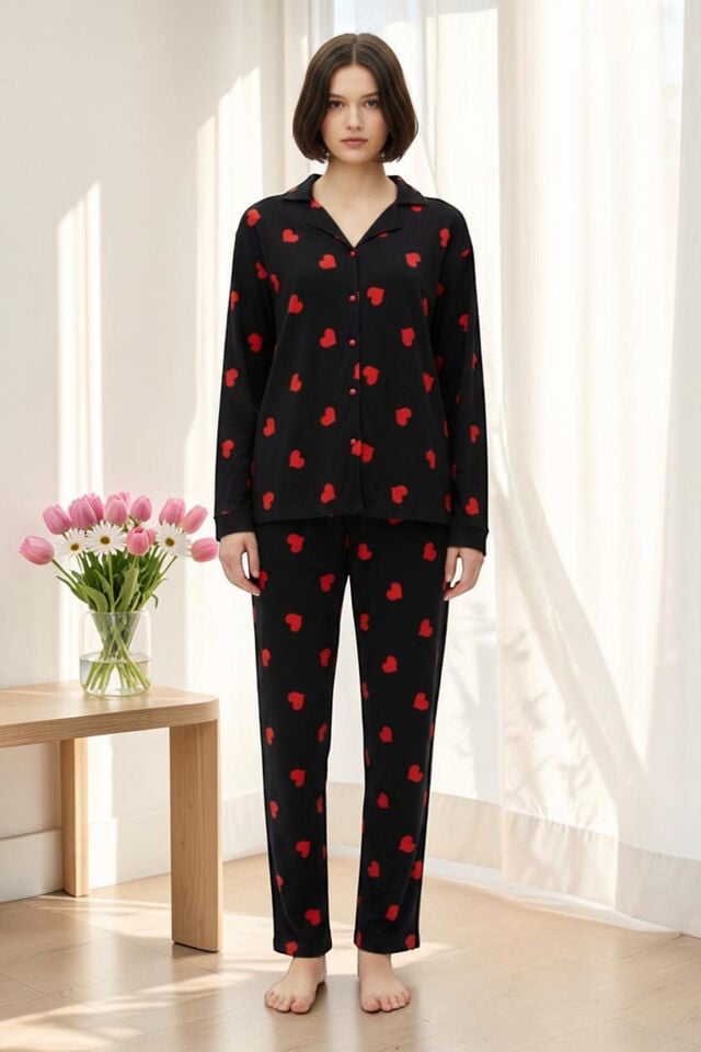 Estiva Kadın Kalp Desenli Siyah Önden Düğmeli Süet Pijama Takımı