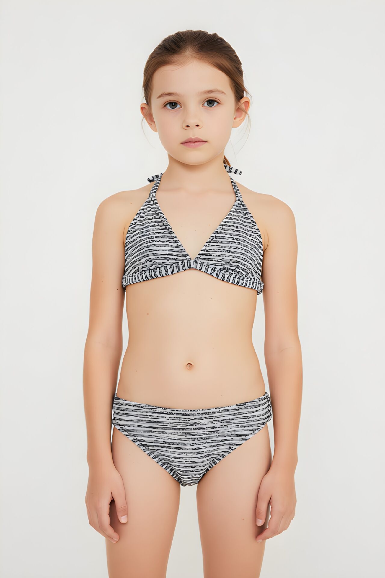 Estiva Kız Çocuk Desenli Üçgen Kesim Bikini Takımı Gri