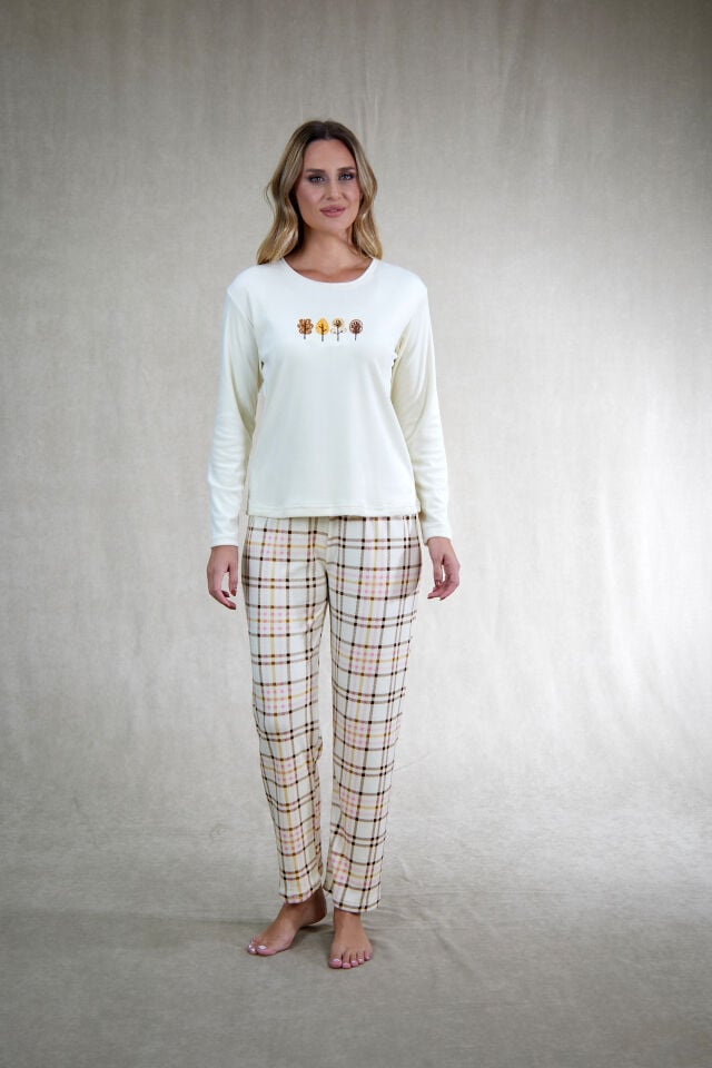 Estiva Kadın Kareli Krem Rengi Kadife Pijama Takımı alternatif görsel