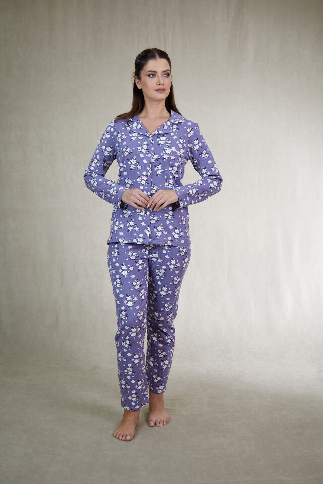 Kadın Kışlık Önden Düğmeli Çiçek Desenli Penye Lycra Pijama Takımı Mor alternatif görsel