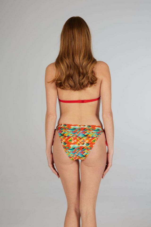 Estiva Kadın Dijital Desenli Kırmızı Emprime Üçgen Bikini Takımı