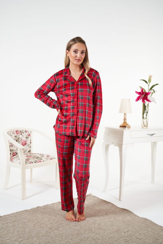 Kadın Kışlık Önden Düğmeli Kareli Kadife Pijama Takımı Kırmızı