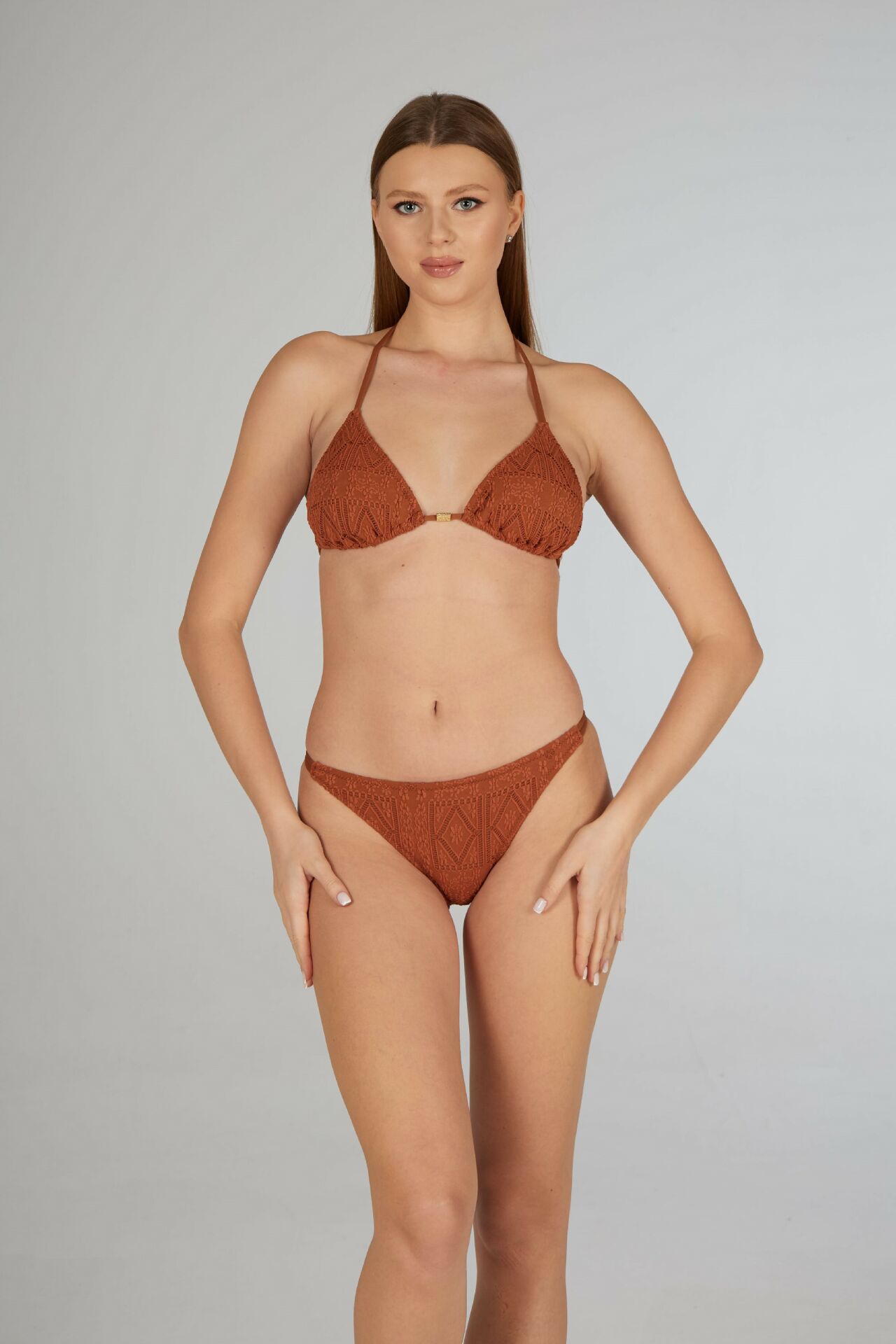 Estiva Kadın Kahverengi Concept Aksesuarlı Üçgen Bikini Takımı