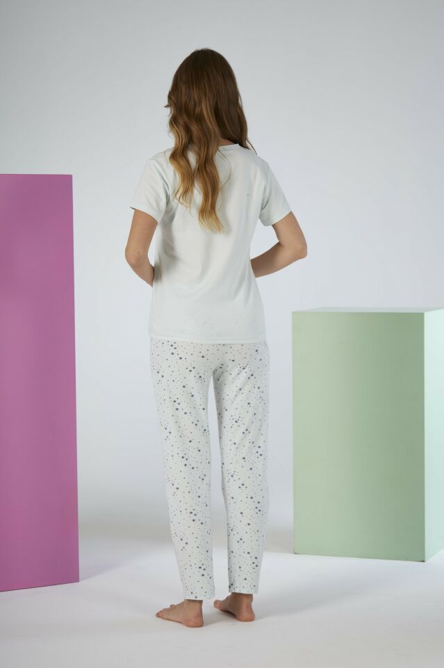 Kadın Yazlık Yıldızlı Kısa Kollu Penye Lycra Pijama Takımı XL - MİNT