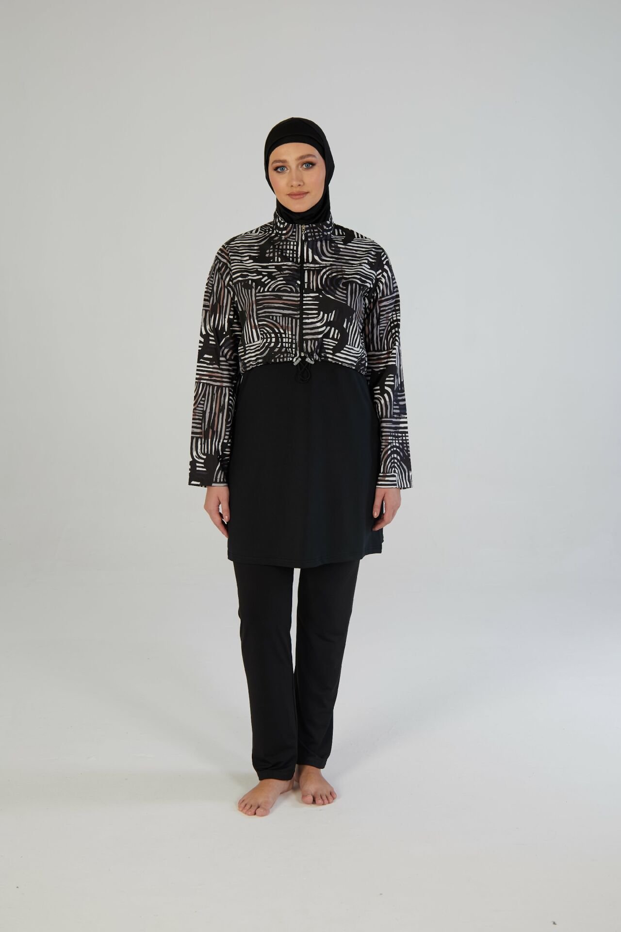 Estiva Lineer Tam Kapalı Croplu Pantolonlu Tesettür Mayo