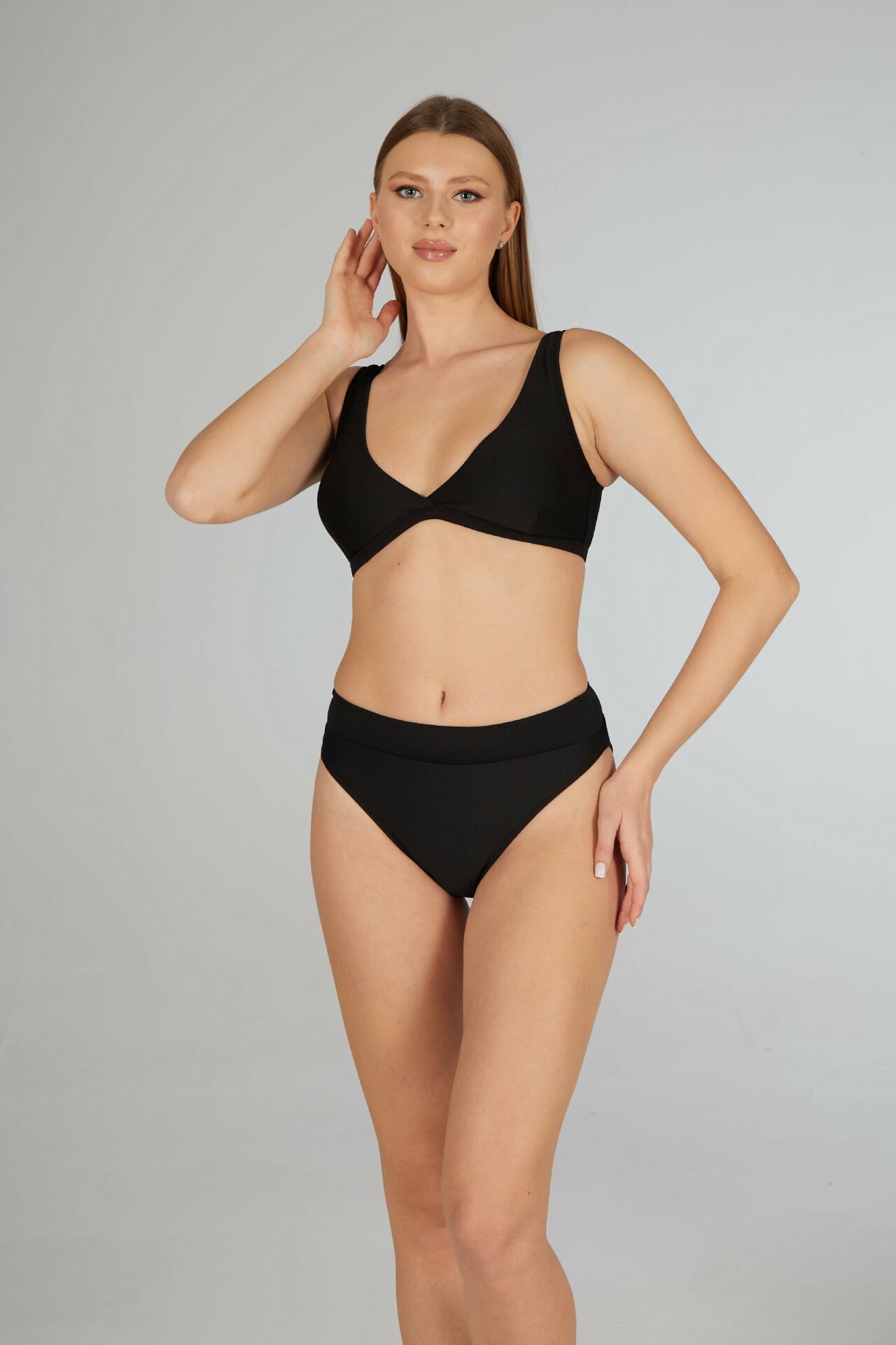 Estiva Kadın Siyah Kemerli Kruvaze Bikini Takımı