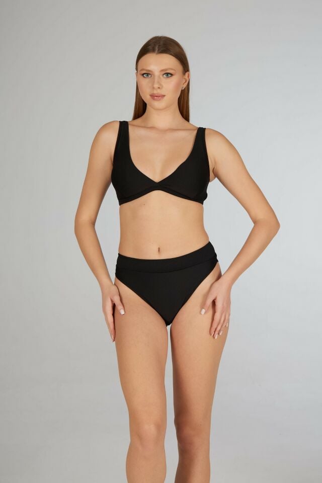 Estiva Kadın Siyah Kemerli Kruvaze Bikini Takımı alternatif görsel