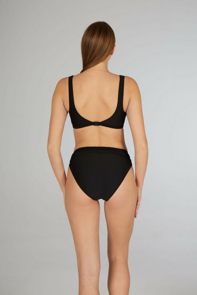Estiva Kadın Siyah Kemerli Kruvaze Bikini Takımı