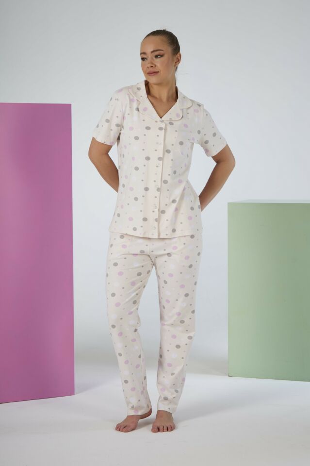 Kadın Yazlık Puantiyeli Önden Düğmeli Kısa Kollu Penye Lycra Pijama Takımı M - Lila