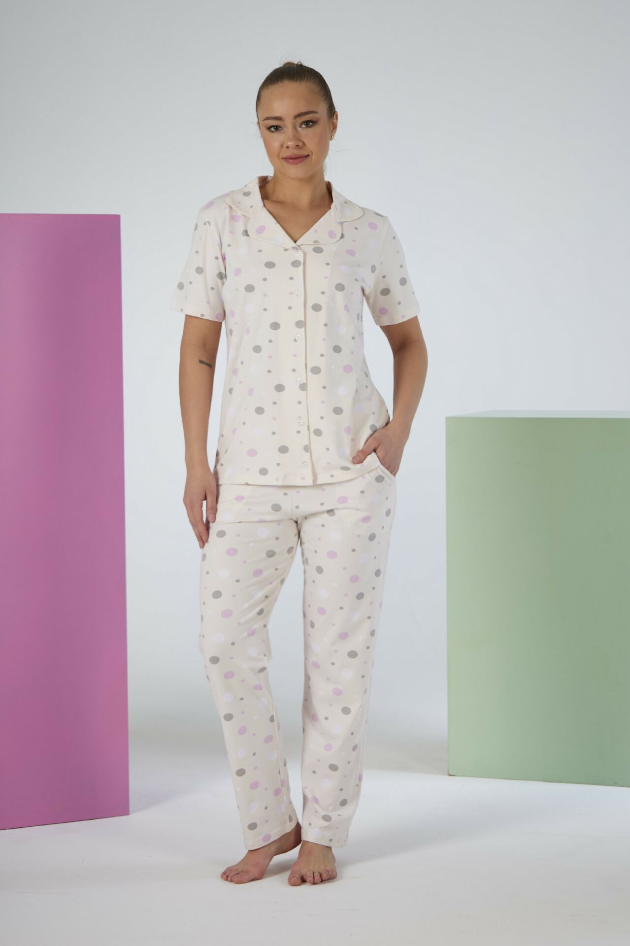 Kadın Yazlık Puantiyeli Önden Düğmeli Kısa Kollu Penye Lycra Pijama Takımı L - Lila