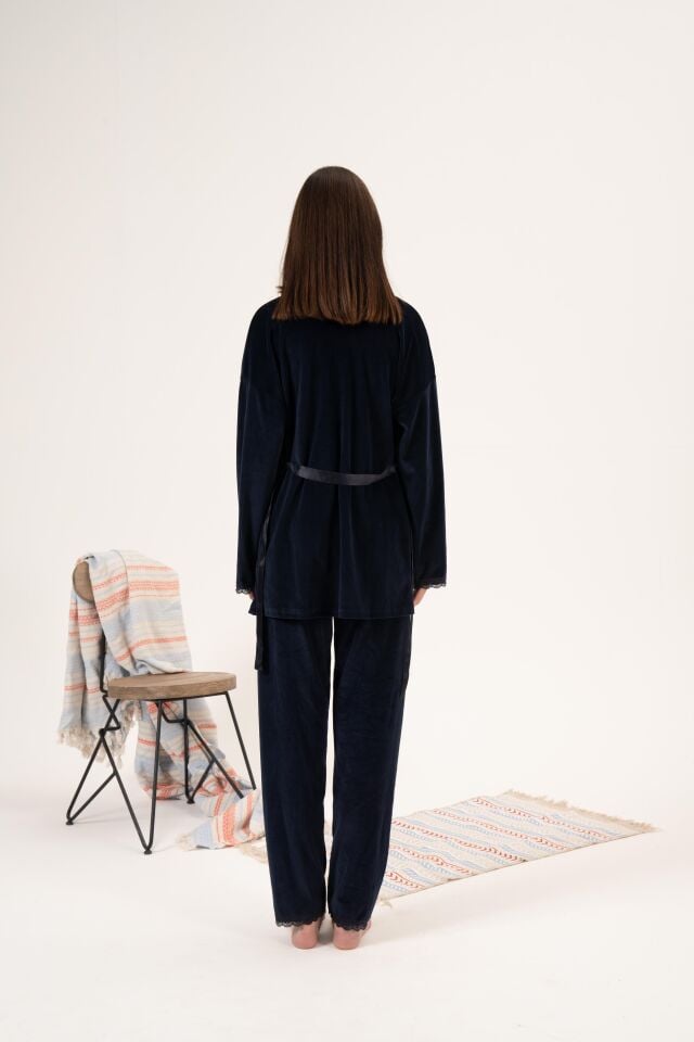 Kadın Kışlık 3 Parça Sabahlıklı Kadife Pijama Takımı