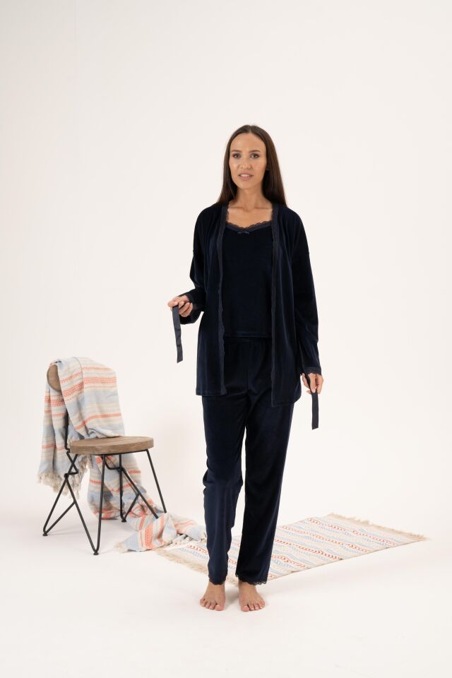 Kadın Kışlık 3 Parça Sabahlıklı Kadife Pijama Takımı