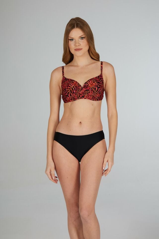 Estiva Kadın Yaprak Desenli Siyah Kaplı Emprime Bikini Takımı