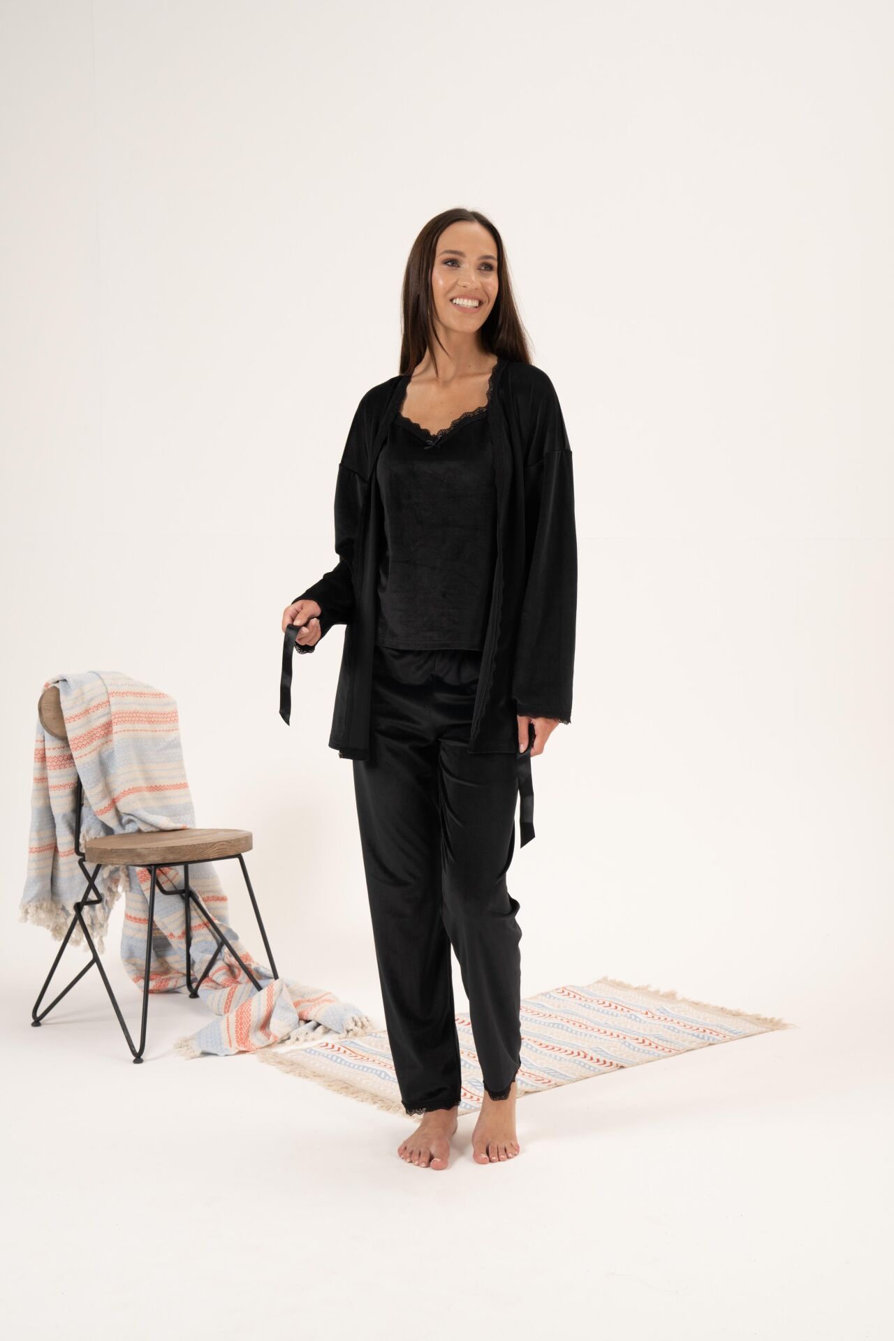 Kadın Kışlık 3 Parça Sabahlıklı Kadife Pijama Takımı M