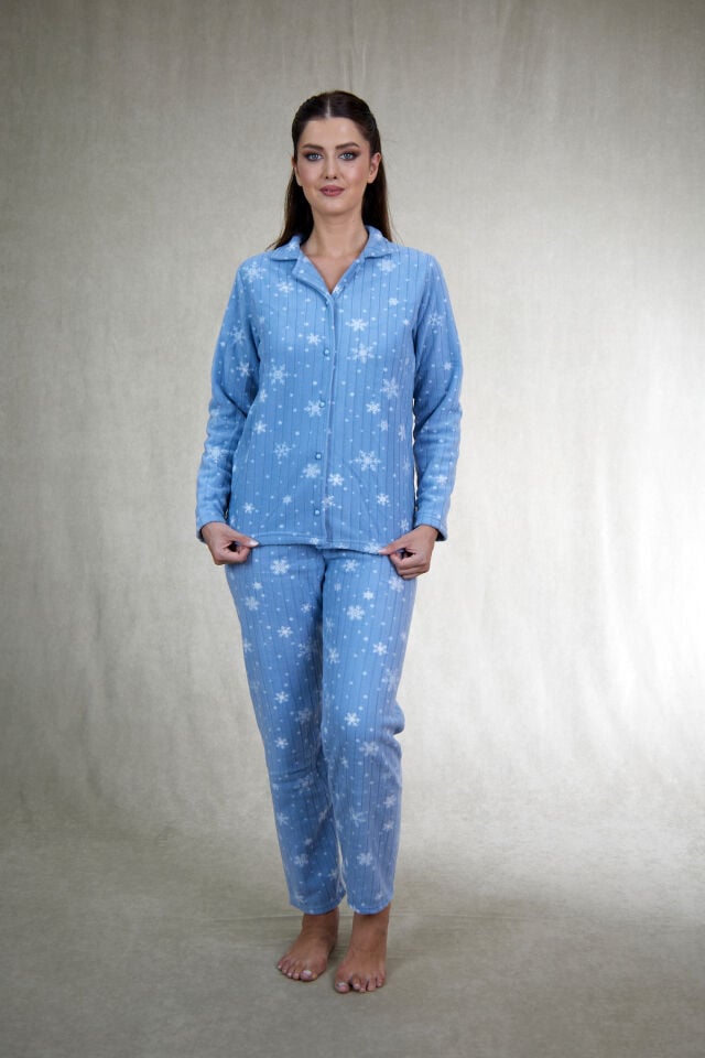 Kadın Kışlık Kar Desenli Önden Düğmeli Fitilli Polar Pijama Takımı Mavi