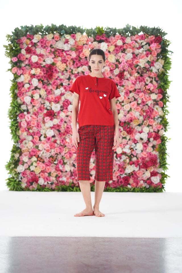 Kadın Yazlık Kareli Kısa Kollu Kaprili Penye Lycra Pijama Takımı - Kırmızı