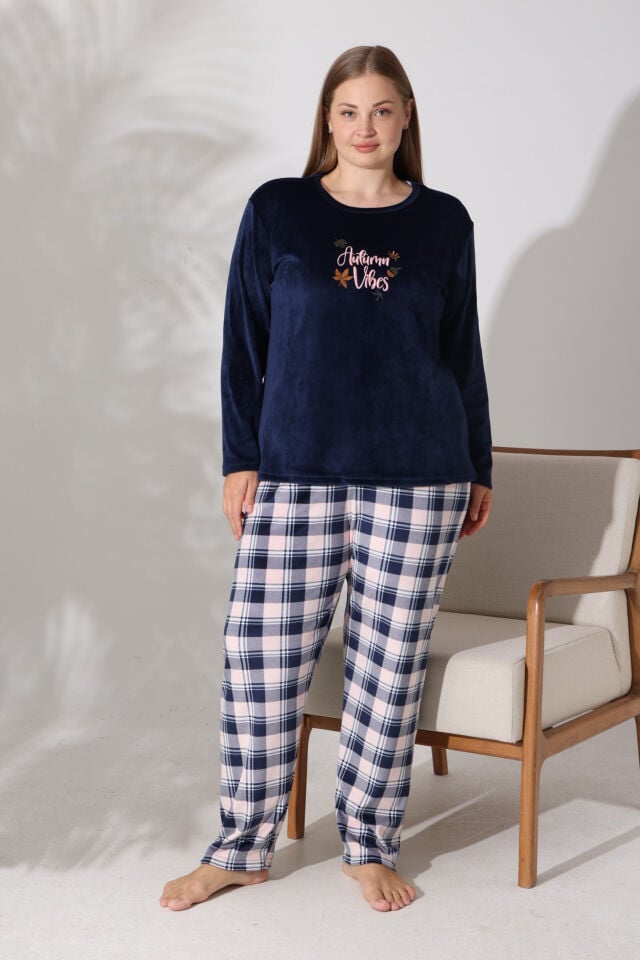 Estiva Kadın Kareli Lacivert Büyük Beden Kadife Pijama Takımı